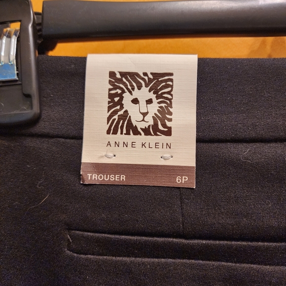 Anne Klein Trousers - 6P - Picture 4 of 9